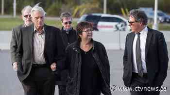 Families of Bernardo victims want Supreme Court to grant access to parole hearing records