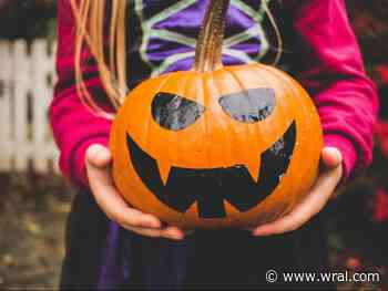 Trick-or-treat tips: Parents, kids, drivers can all take steps to make Halloween safe