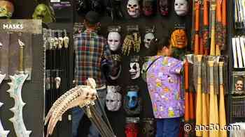 Last minute ideas for Halloween costumes and activities