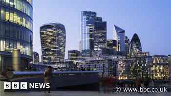 Removing cap on bankers' bonuses will fuel 'greed is good' culture, says TUC