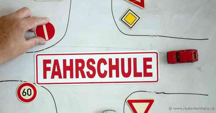 Verbände kritisieren Kostenexplosion bei Kfz-Führerschein