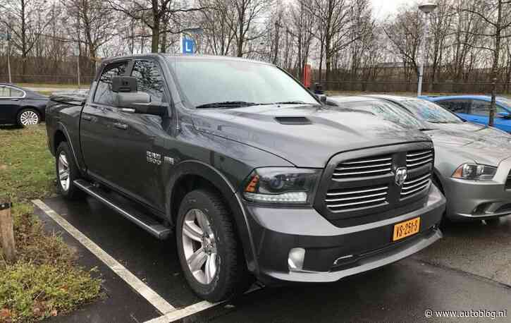 Lesauto haalt politie in met meer dan 150 kilometer per uur