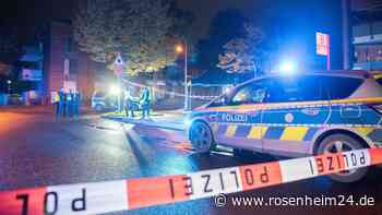 Jugendlicher soll Passanten mit Messer bedroht haben – dann schießt die Polizei auf ihn