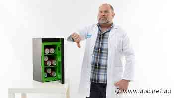 This fridge 'doesn't make things cold'. It's won a Shonky Award, just like Coles and Woolworths