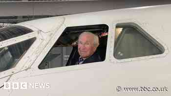 Concorde's longest-serving pilot shares his memories
