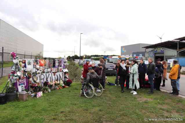 Vrienden en familie vieren 19de verjaardag van verongelukte Kilian: “Het is mijn missie om deze straat verkeersveiliger te maken”
