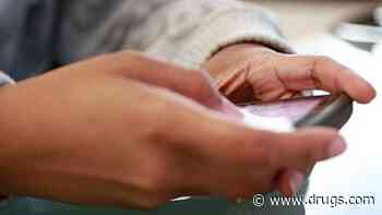 Could Cellphones Be Harming Men's Sperm?