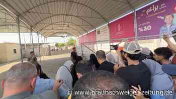 Ausländische Staatsangehörige verlassen Gazastreifen nach Ägypten