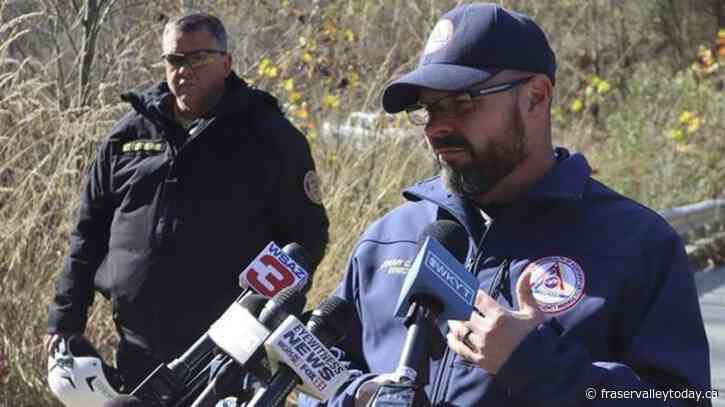 Collapse of Kentucky plant being demolished at abandoned mine leaves 1 worker dead, another trapped