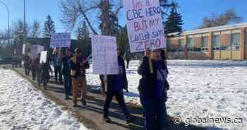 Calgary school support workers bargaining for first raise in 8 years