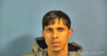 Prosecutors: Men filled 'happy birthday' bag with perfumes from Oak Brook Macy's