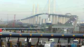 M25 Dartford Tunnel entry slip J1A closed due to flooding