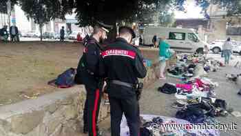 Il mercatino abusivo davanti alla stazione Piramide, 700 chili di merce sequestrata