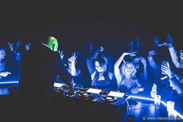 Jongeren debatteren met schepen Koen Kennis (N-VA) over Antwerps nachtleven: “De jeugd kan ons veel leren”