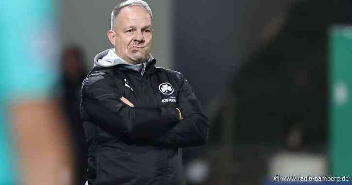 Denkwürdige PK: Fürth-Coach liest sich selbst Fragen vor