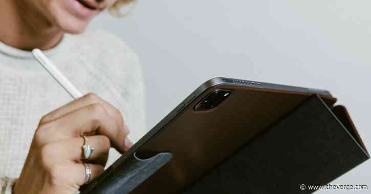 Nomad’s new iPad folios bring back the leather touch