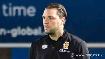 Mark Bonner: Cambridge United boss hails 'resilience' after eighth clean sheet