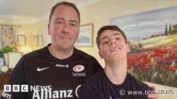 NHS reverses decision not to provide wheelchair for teenager