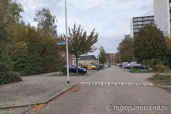 Ontploffing bij voordeur woning Mercuriusweg, tiener rent weg