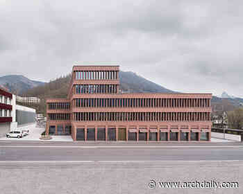 Jägerbau Headquarters / Innauer-Matt Architekten