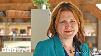 Why are fewer women using AI than men?