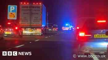 Man dies in crash on A92 road to Crossgates