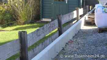 Gemeinderat blockiert Carport-Bau in Hart – „Schwarzbau“-Mauer wird zum Stein des Anstoßes