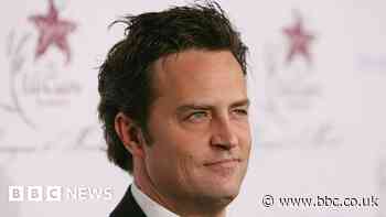 Kelvingrove organist pays Friends theme tribute to Matthew Perry