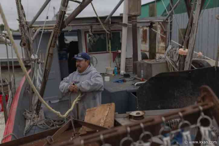 Fear and worry shadow Texas oyster fishermen as another season begins with few reefs open