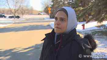 Winnipeg woman harassed with anti-Muslim slurs during school drop-off fears for her safety