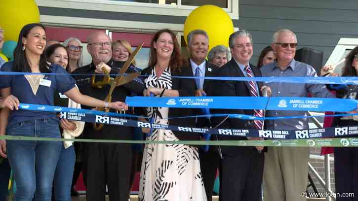 Williamson County Child Advocacy Center hosts ribbon cutting for new building