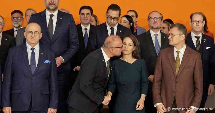 Kuss für Baerbock: Kroatiens Außenminister entschuldigt sich