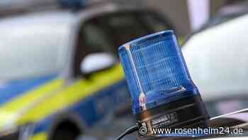 Zwei Frauen nach Frontalzusammenstoß mit Sattelzug schwer verletzt