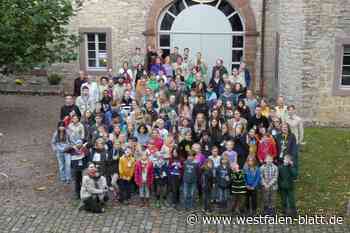 Pfadfinder erleben Abenteuer im „Jurassic Camp“