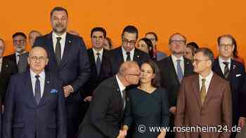 Kuss für Baerbock: Kroatiens Außenminister entschuldigt sich