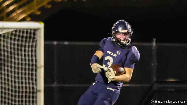 Graham Grizzlies withstand late push by Lord Tweedsmuir, hold on for gritty 27-14 win Friday night in Chilliwack