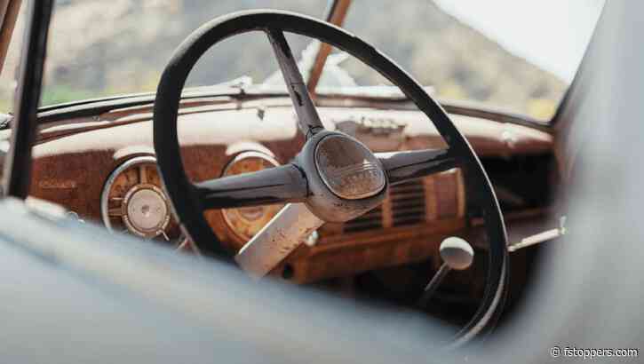 Is the Retro-Inspired Nikon Zf Mirrorless Camera Worth the Hype?