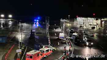 Amok-Alarm und Schüsse am Hamburger Flughafen: Mann verschanzt sich mit Kindern – Flugverkehr eingestellt