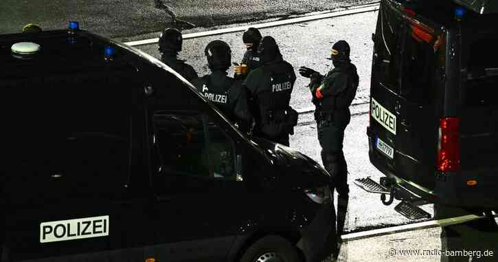 Bewaffneter mit Geisel auf Hamburger Flughafen