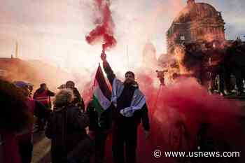 Protest Marches From US to Berlin Call for Immediate Halt to Israeli Bombing of Gaza