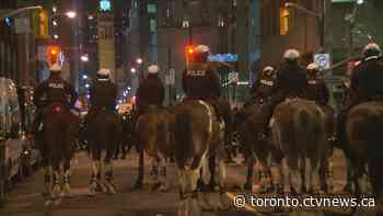 Large police presence as downtown Toronto pro-Palestinian rally turns into sit-in