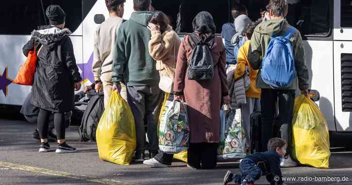 Länder und Kommunen: Mehr Geld für Flüchtlingsunterbringung