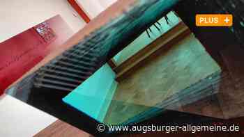 Neue Ausstellung mit neuer Kuratorin in der Villa Rot: Glas ganz neu mystifiziert