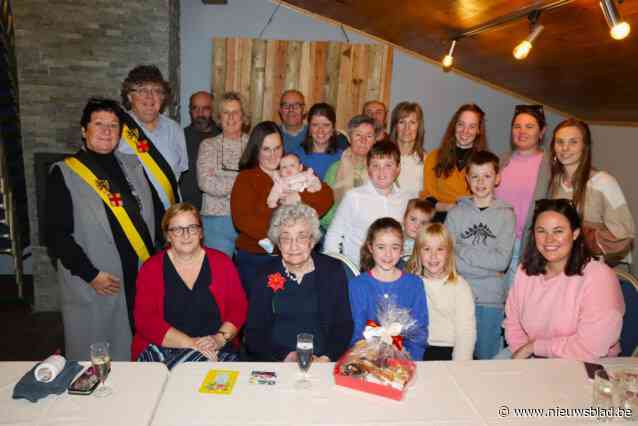 Maria Mortier blaast 101 kaarsjes uit: “Veel buitenkomen, veel werken en positief zijn!”
