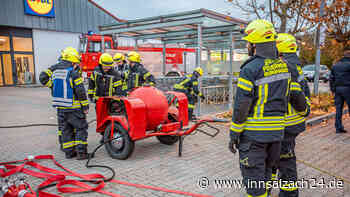 Rauch aus Trafostation löst Großeinsatz in Burghausen aus – Discounter geräumt