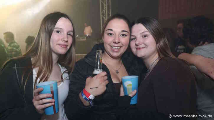 Ausgezeichnet besucht war die große Laterndlparty am Samstag (4. November) in Halfing