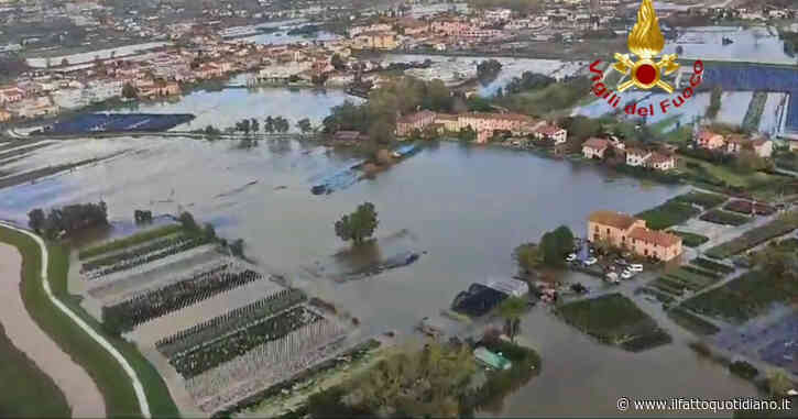 Quarrata, Agliana e Montale allagate: campi e strade ancora sott’acqua dopo l’alluvione. Le immagini aeree dei vigili del fuoco
