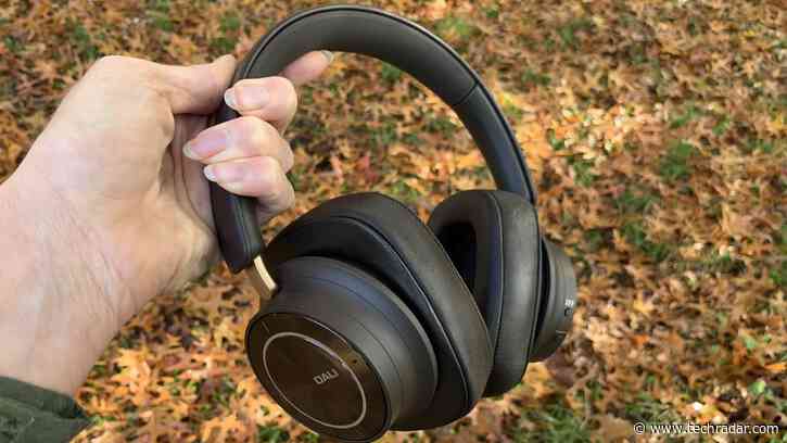 Dali iO-12 review: deliciously detailed wireless headphones with just one thing missing