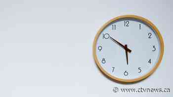 'A public health concern': Should Canadians stop turning back the clocks?