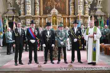 Schützen im Bezirk Höxter verabschieden langjährigen Präses Willi Koch